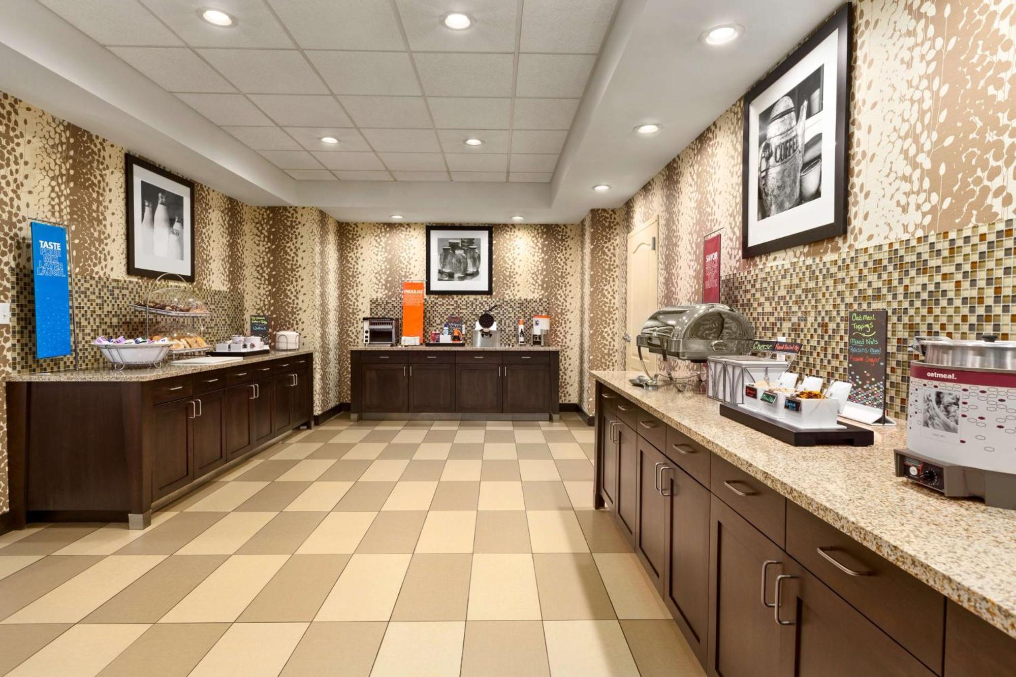 Hampton Inn Dover Extérieur photo